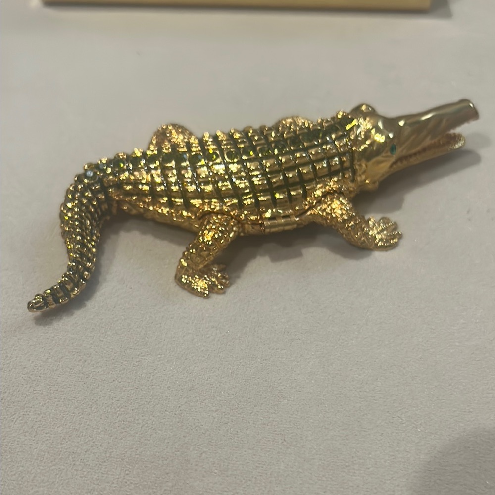 Gold Alligator Figurine View 6